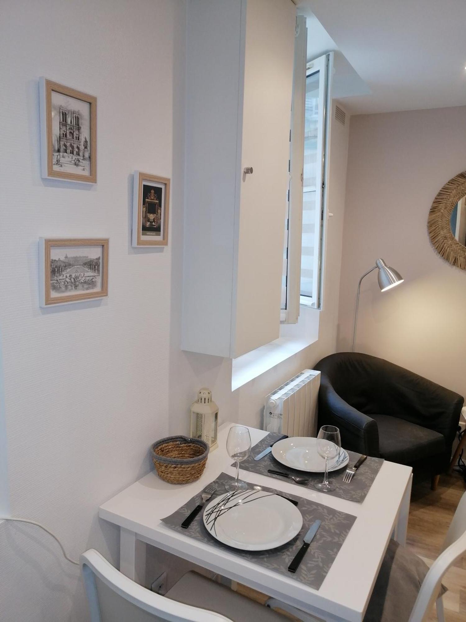 Le Vauban, Charmant Studio 5 Minutes Du Chateau Versailles Bagian luar foto