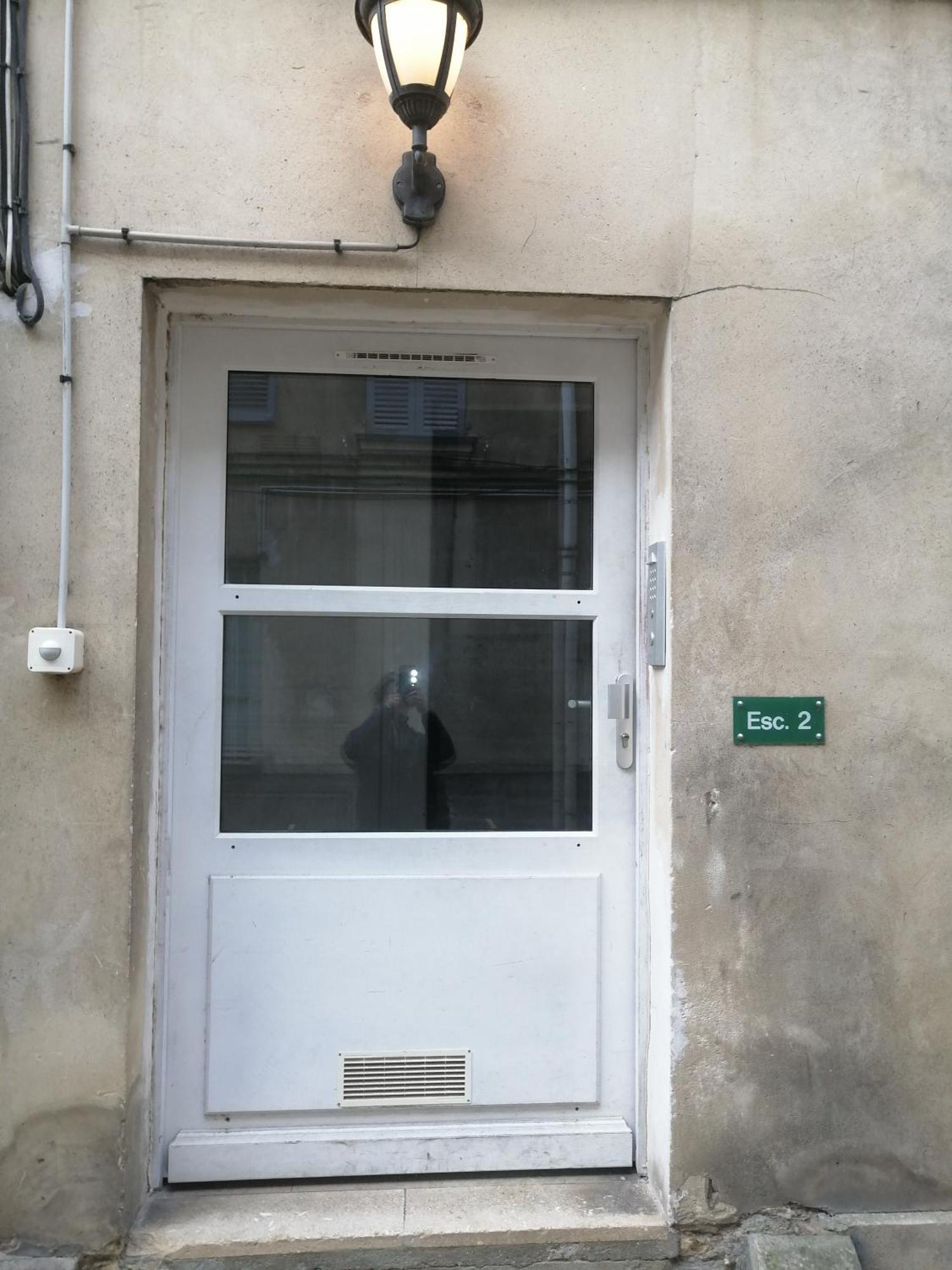 Le Vauban, Charmant Studio 5 Minutes Du Chateau Versailles Bagian luar foto