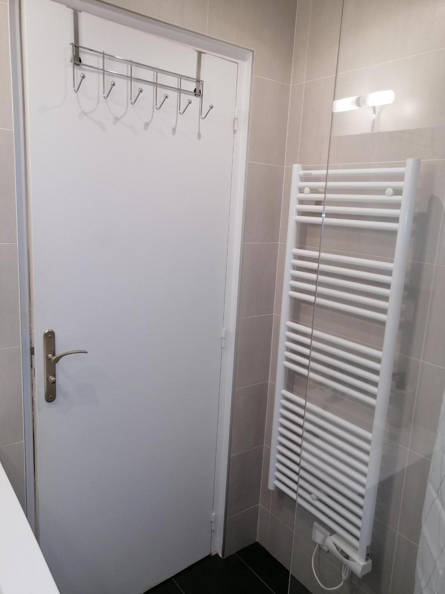 Le Vauban, Charmant Studio 5 Minutes Du Chateau Versailles Bagian luar foto